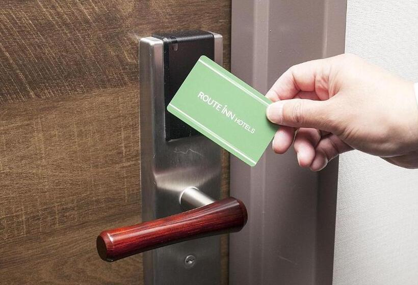 호텔 Route Inn Grand Kainan Ekimae