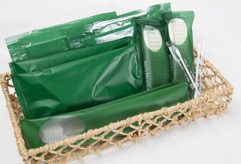 호텔 Route Inn Grand Kainan Ekimae