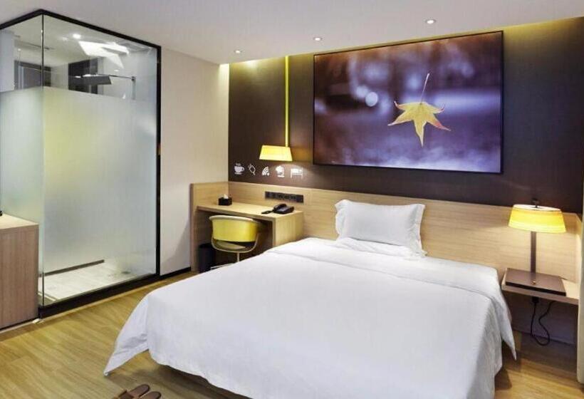 Iu Hotel Kunming Jinma Bijifang Joy City