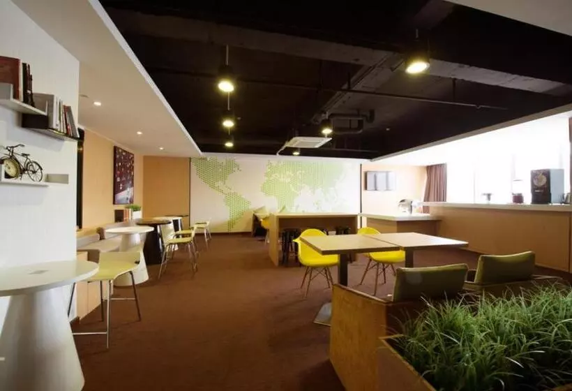Iu Hotel Kunming Jinma Bijifang Joy City