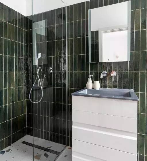 Peak Aparthotel   Old Town   By Cityhost