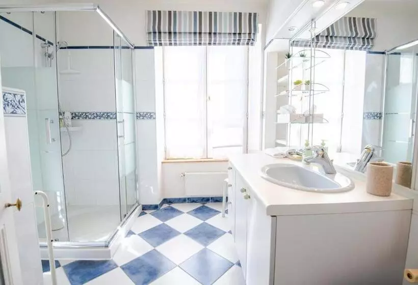 Majatalo Le Clos Des Tilleuls   Gite 10 People