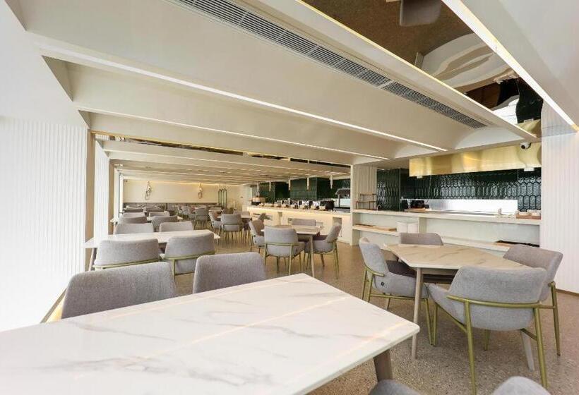 Starway Hotel Ningbo Impression City