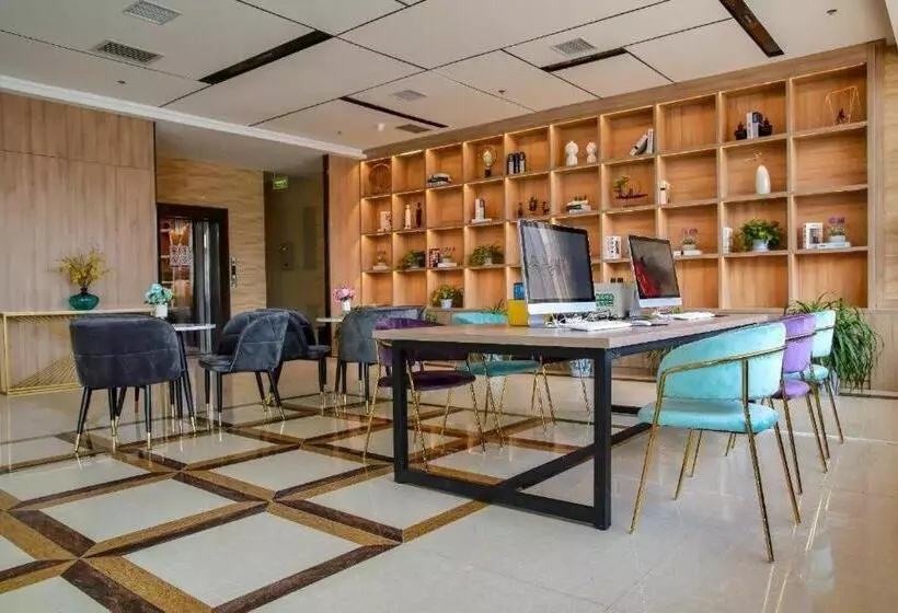 Starway Hotel Weinan Dali