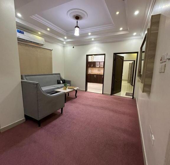 الفخامة الجنوبية للشقق المخدومة