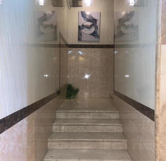 الفخامة الجنوبية للشقق المخدومة