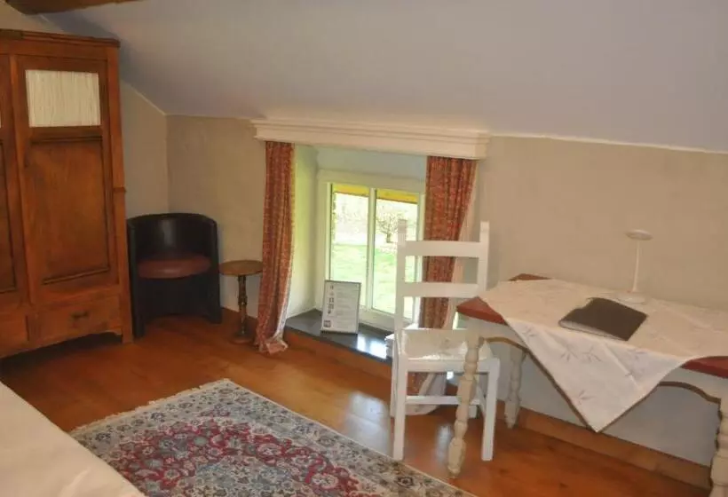 B&b Kasteelhoeve De Tornaco
