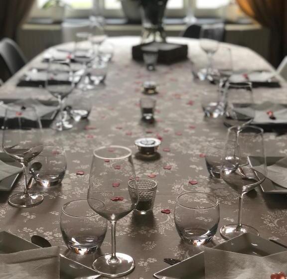 B&b Kasteelhoeve De Tornaco