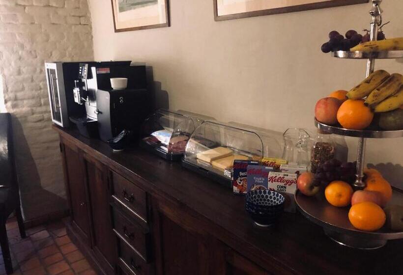 B&b Kasteelhoeve De Tornaco