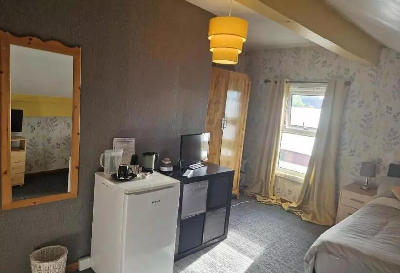 Aamiaismajoitus (B&B) Kayumba Properties Ltd