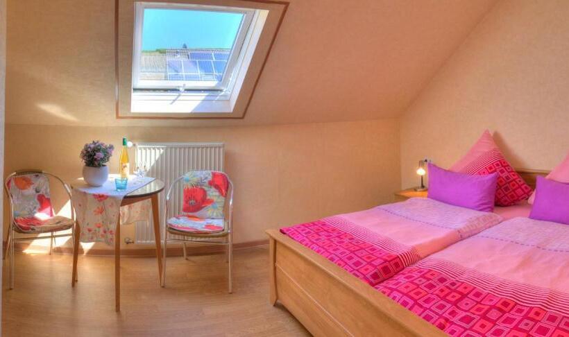 Bed and Breakfast Weingut Und Pension Markus Kochems