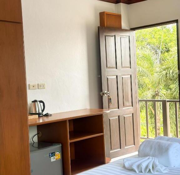 Botanic Boutique Hotel Surin Beach