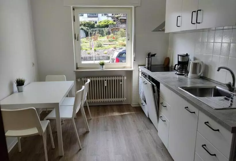 Dwk: Monteurhaus Bad Salzig