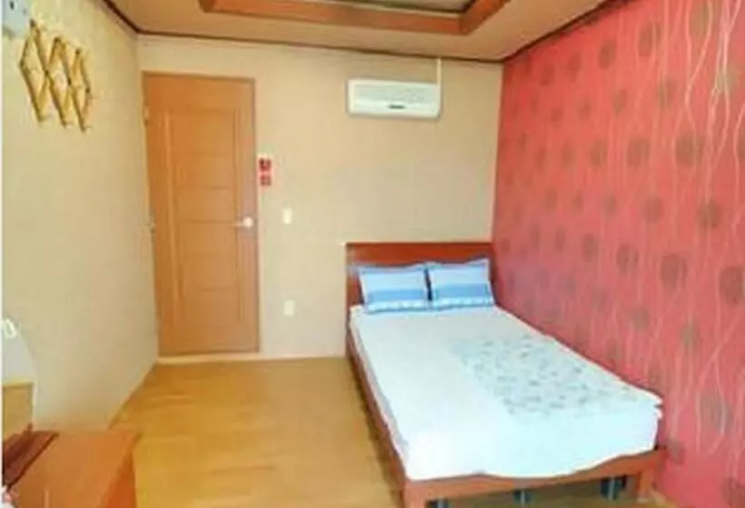 Hanbit Pension & Motel