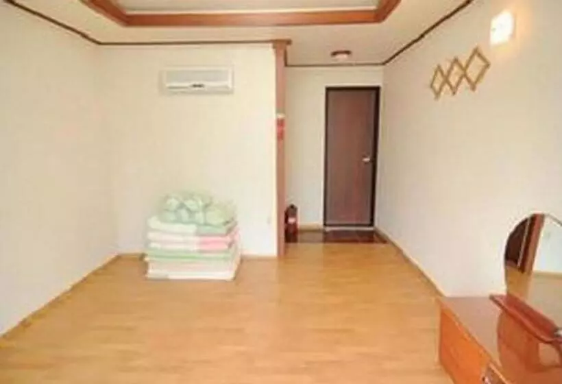 Hanbit Pension & Motel