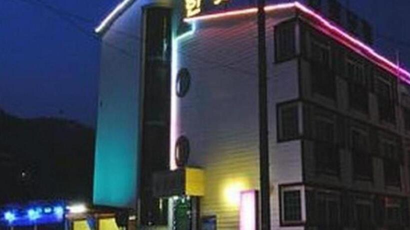 Hanbit Pension & Motel