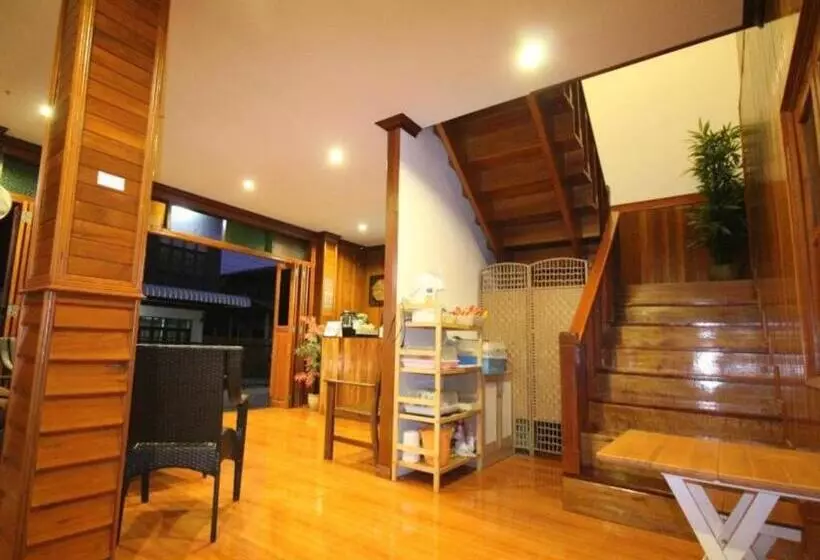 Hotelli Ban Glai Kong