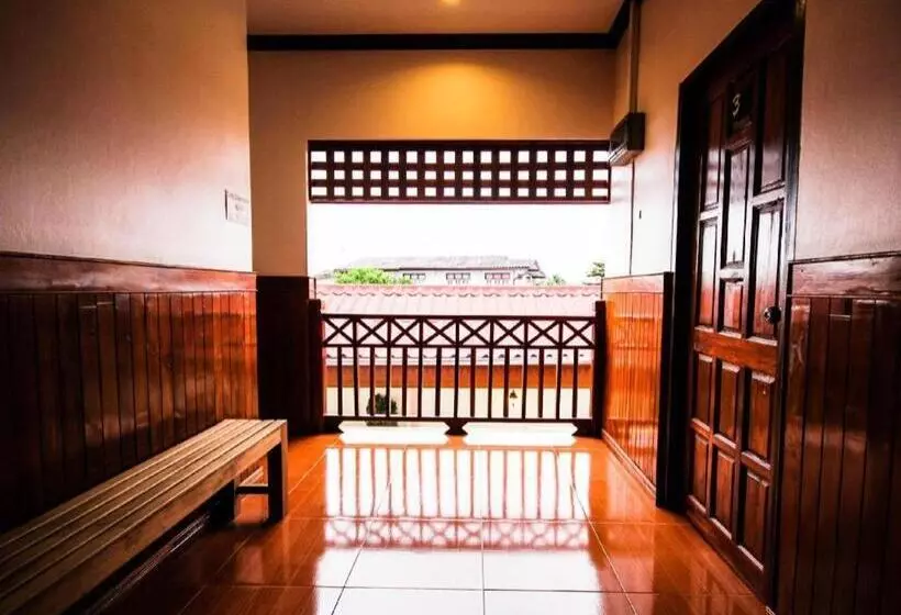 Hotelli Ban Glai Kong