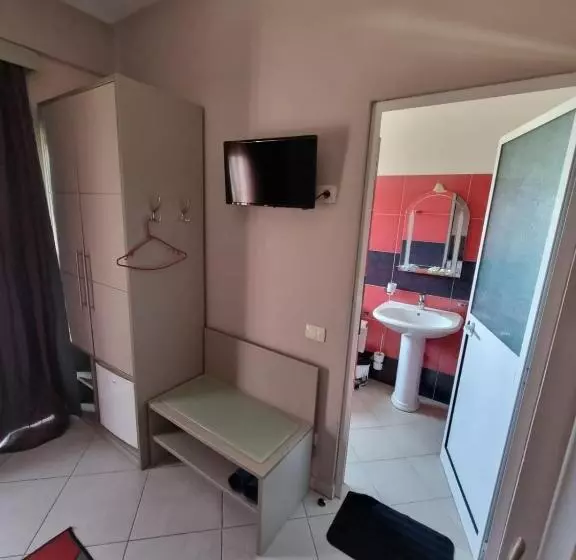 هتل Olivio, Dhërmi