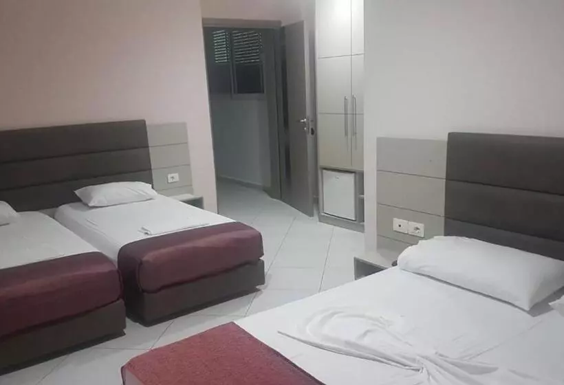 هتل Olivio, Dhërmi