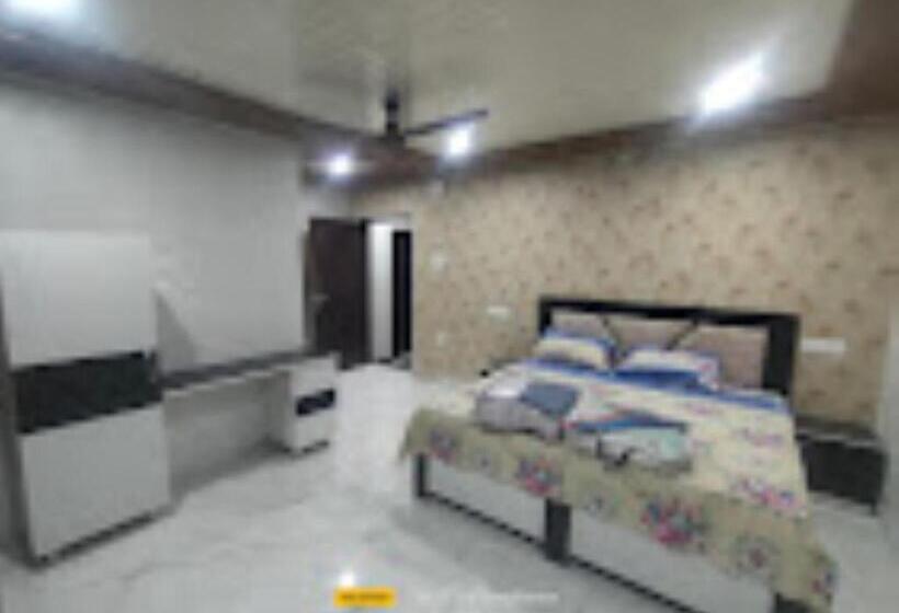 Otel Sudarshan Palace, Pipalkoti