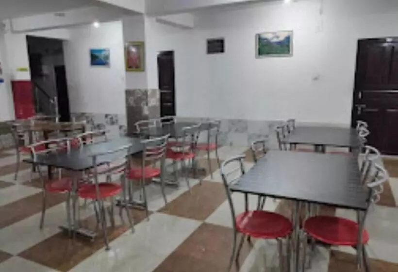 Hotelli Sudarshan Palace, Pipalkoti