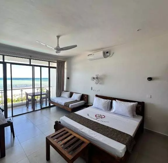 هتل Yu Resort