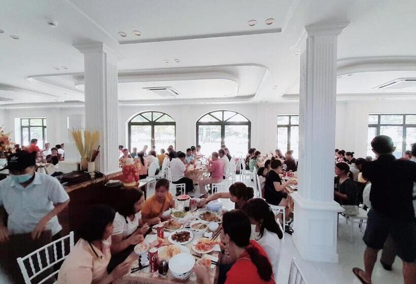 Khách Sạn Louis Hotel Sầm Sơn