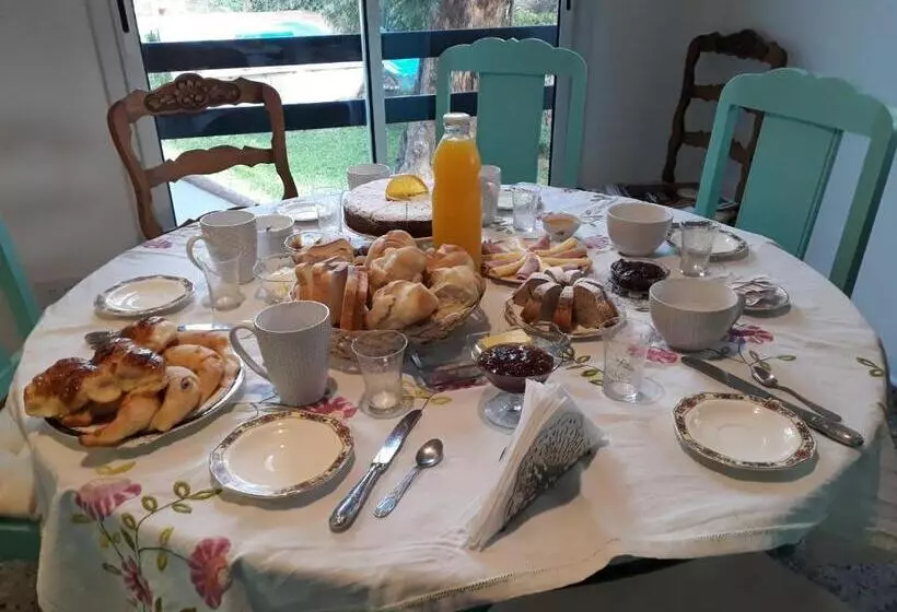 La Marea B&b