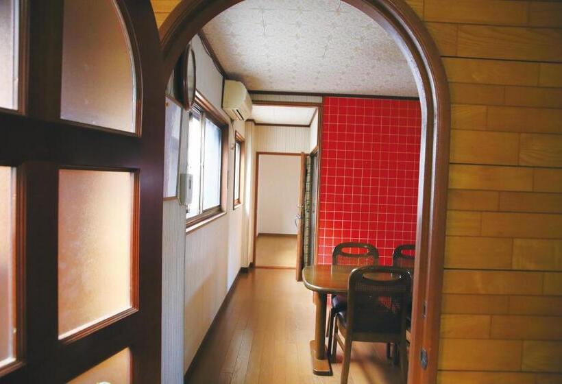 Pensão 上田屋　半田館