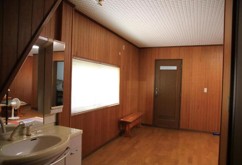 Pensão 上田屋　半田館