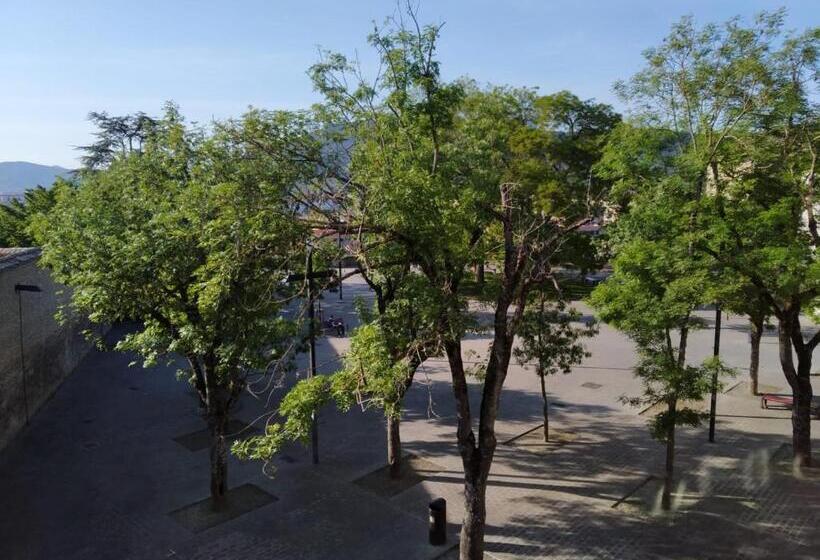 پانسیون Alda Egues Rooms