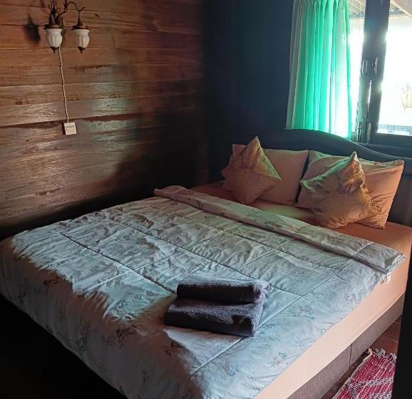 פנסיון Tonmai Suite Ii