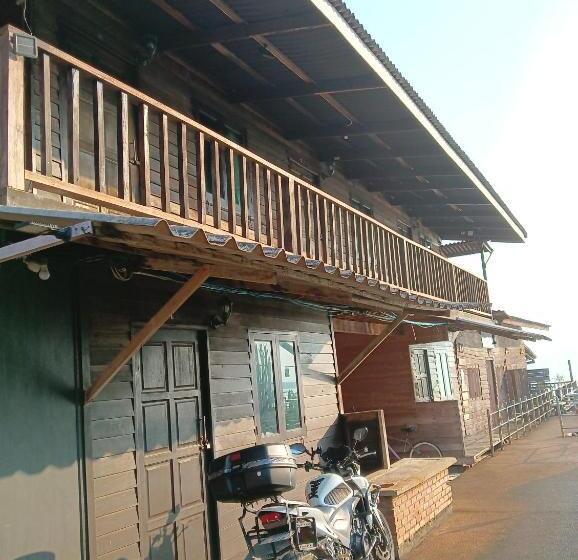 פנסיון Tonmai Suite Ii