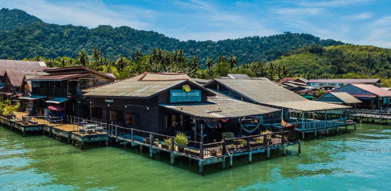 פנסיון Tonmai Suite Ii