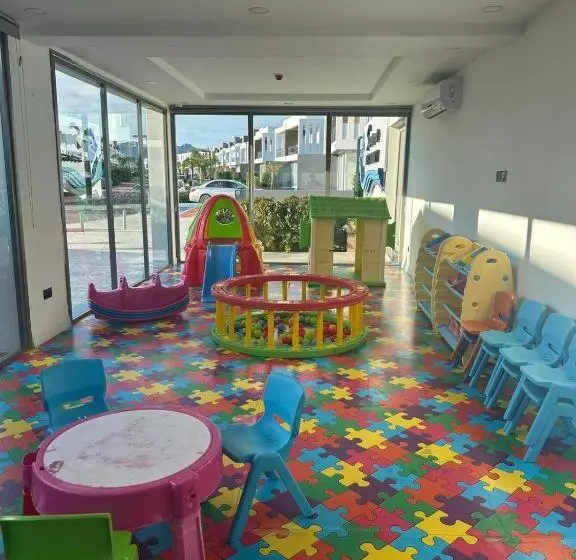 استراحتگاه Four Seasons Li̇fe Aparts And Vi̇llas   Official