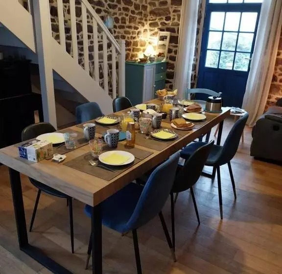 Aamiaismajoitus (B&B) Chambres D Hôtes Frehel