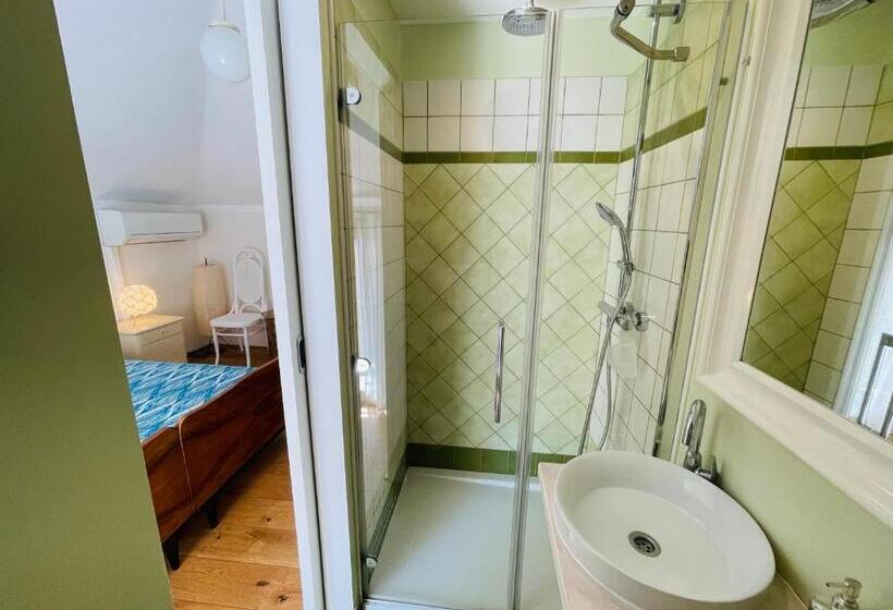 تختخواب و صبحانه Villa Verde Piran, Authentic Mediterranean Stay