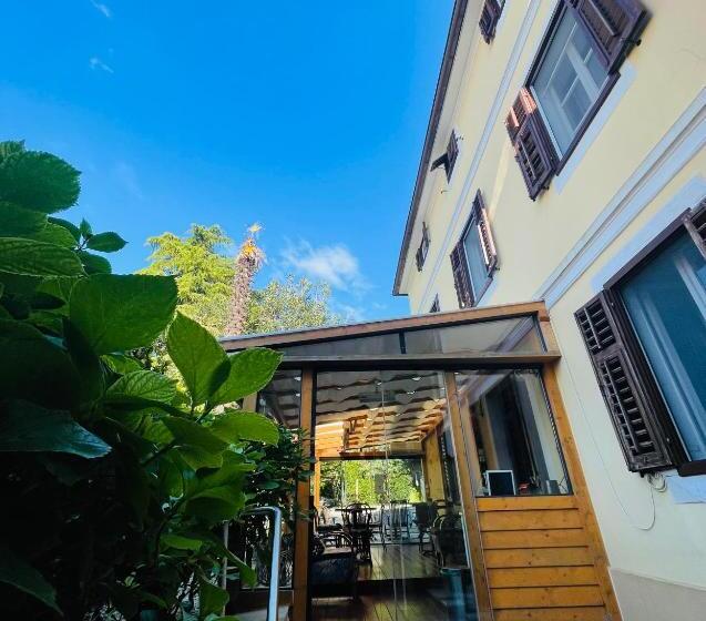 تختخواب و صبحانه Villa Verde Piran, Authentic Mediterranean Stay