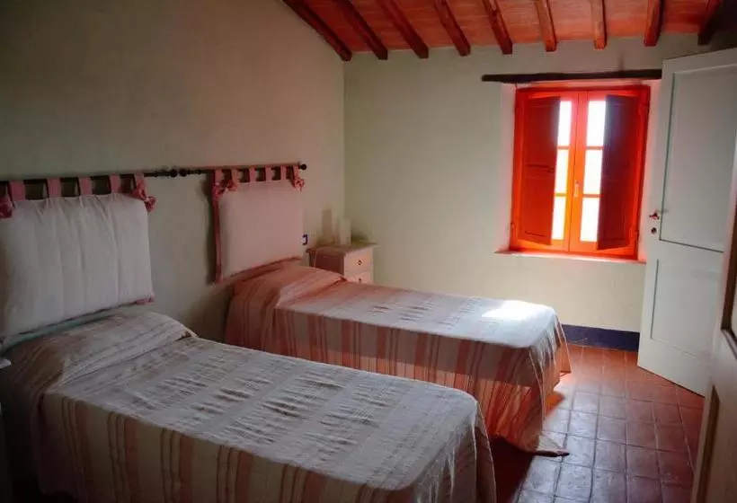 Hotelli Agriturismo Poggiodarno