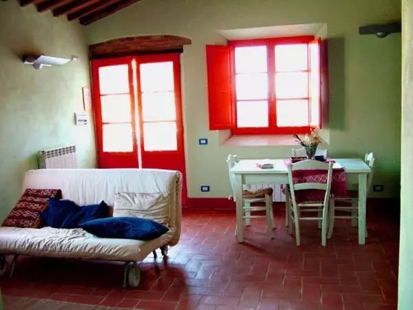Hotelli Agriturismo Poggiodarno