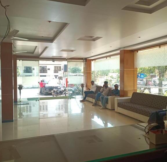 Hotelli Kiara Govind Park