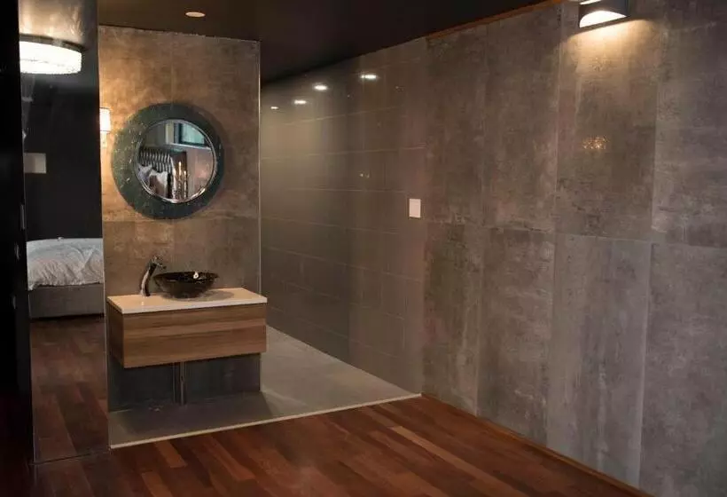 ペンション Mudstone Spa Retreat