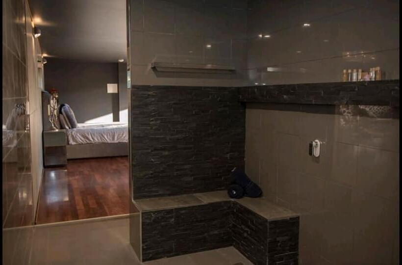 بنسيون Mudstone Spa Retreat