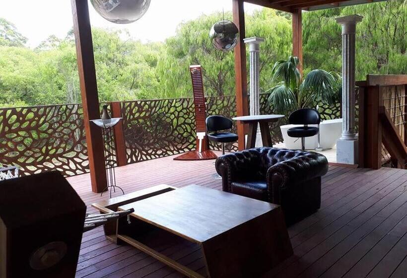 بنسيون Mudstone Spa Retreat