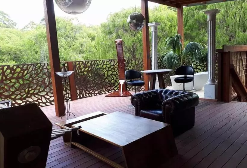 ペンション Mudstone Spa Retreat