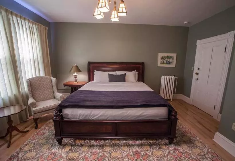 Aamiaismajoitus (B&B) The Hillhurst Inn