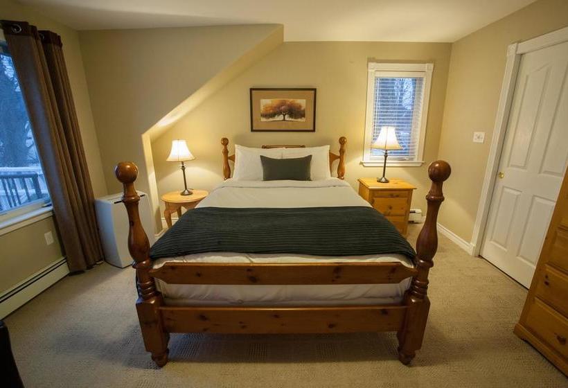 تختخواب و صبحانه The Hillhurst Inn