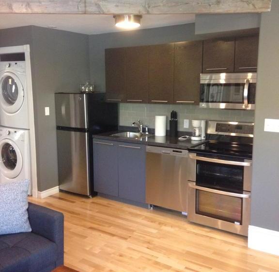 تختخواب و صبحانه The Hillhurst Inn