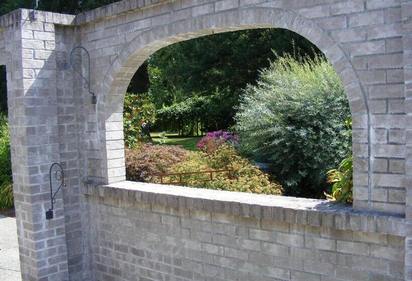 Bed & Breakfast Hummingbird Guesthouse